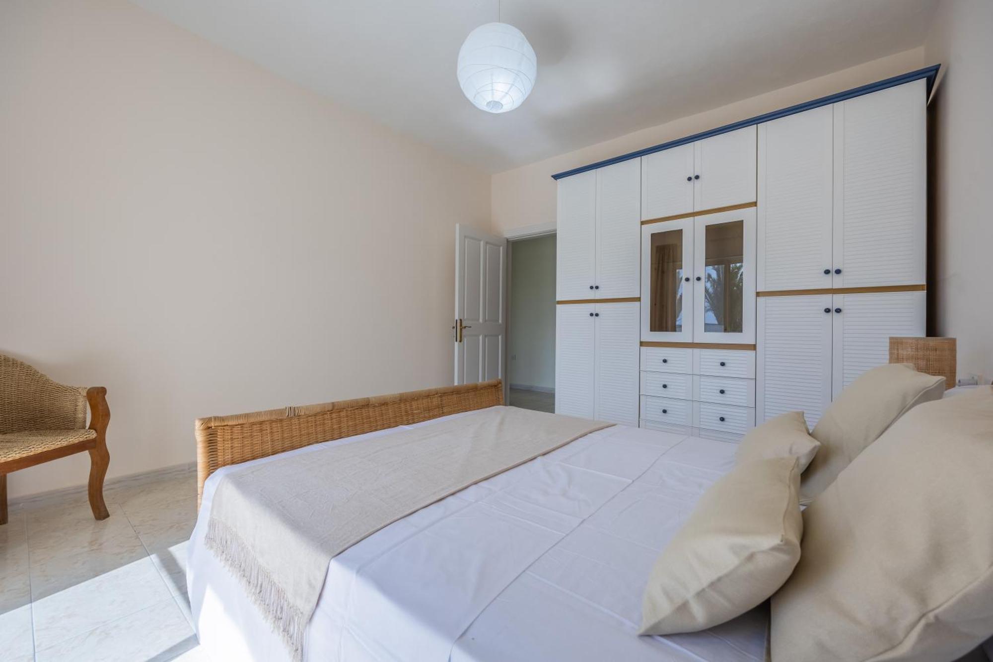Villa Azure Dream: Lux 4-bed With Pool, Sea View & Garage Mellieha