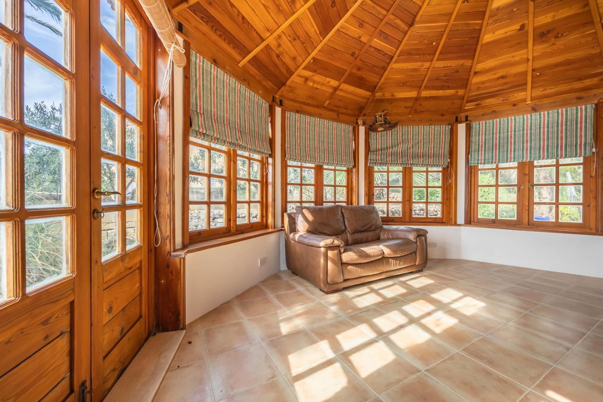 Azure Dream: Lux 4-bed With Pool, Sea View & Garage Villa Mellieha